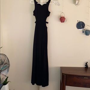 Side cut out black gown